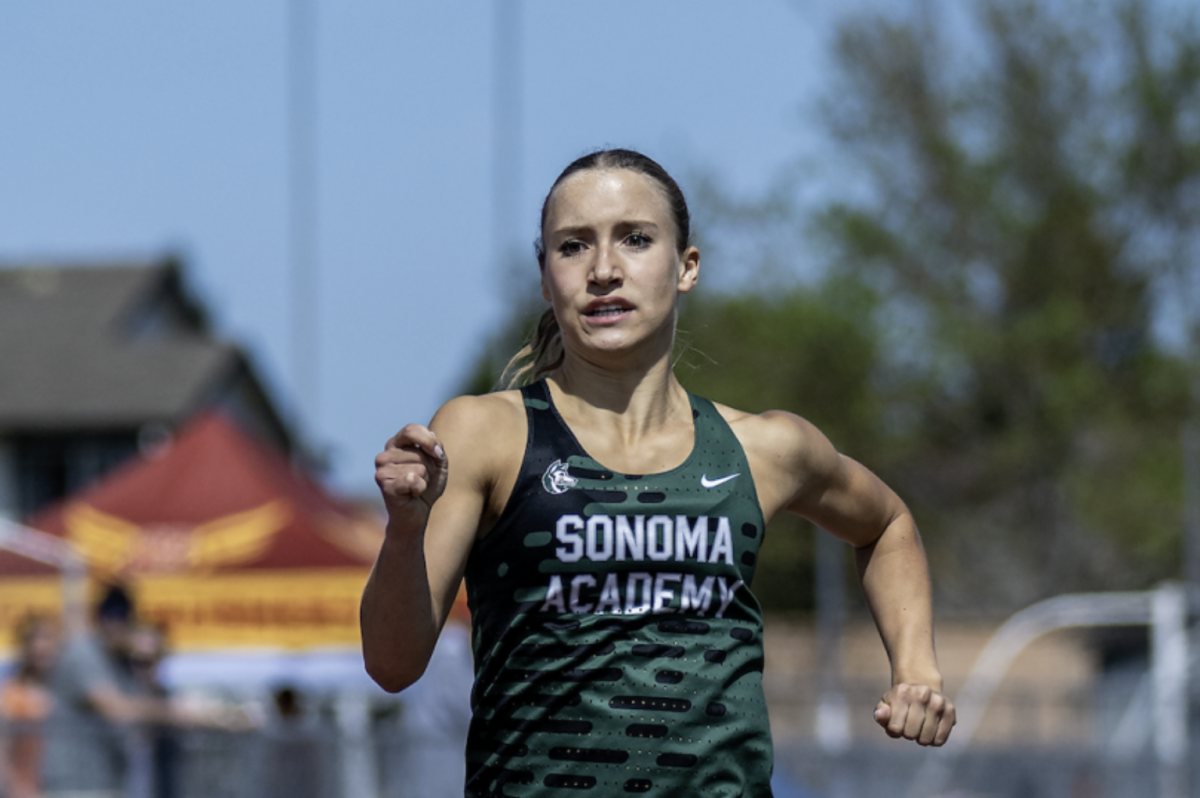 Josie Hill ('27) running for Sonoma Academy's track team